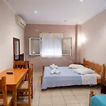 Irini Seaside Apartamento *