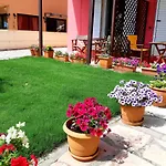 Irini Seaside Никиана